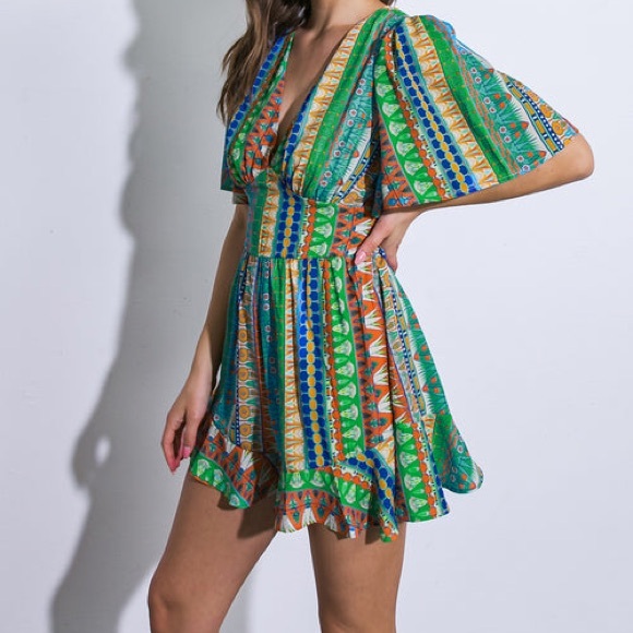 NWT Flying Tomato Green and Blue Patterned Romper Size L - Picture 4 of 14